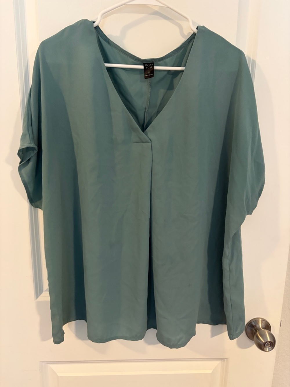 Lightweight V-Neck Tunic Top in Teal Green